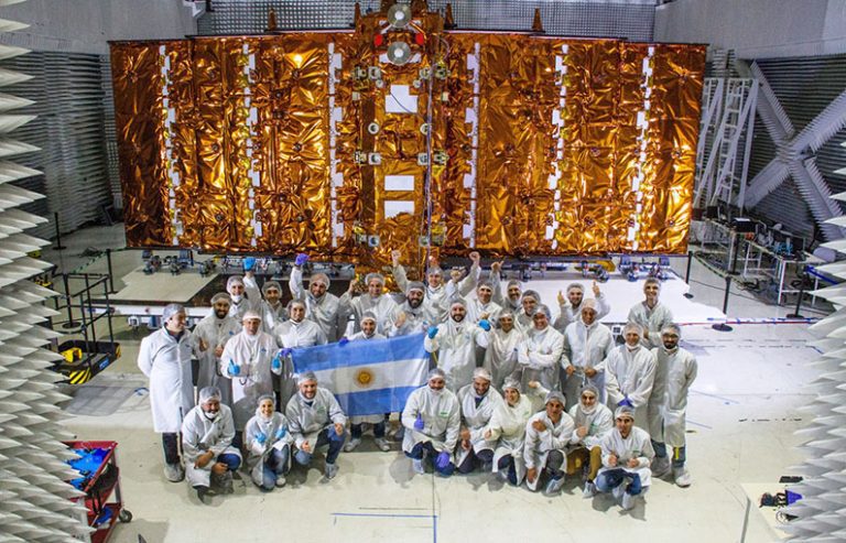 Científicos argentinos preparan en EEUU el lanzamiento de un satélite