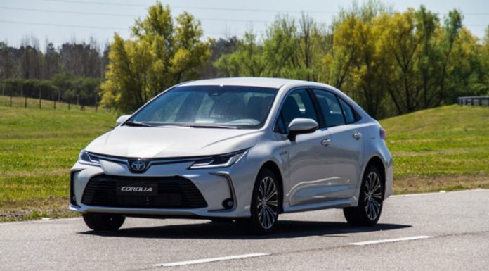 La gama completa del Nuevo Toyota Corolla llega a los concesionarios de todo el país.