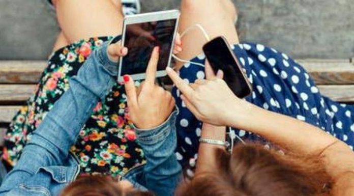 EDICIÓN 1978: Aquí la reseña y crónica del programa “Con Zeta” cargado de temas con cuatro importantes colaboradores de todos los viernes