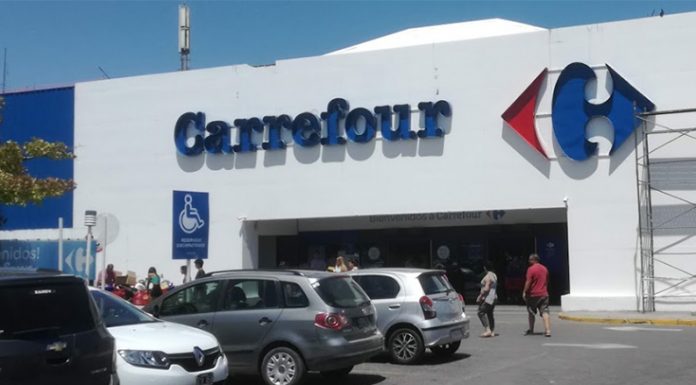 También en Zárate: El intendente supervisó éste miércoles el congelamiento de precios en el hipermercado local