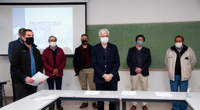 Ingenieros de la UNLP convertirán micros a propulsión eléctrica