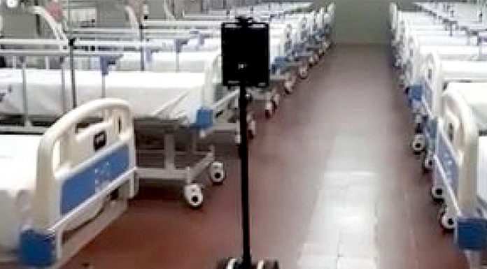 Corrientes sumó un robot enfermero a su hospital de campaña para coronavirus