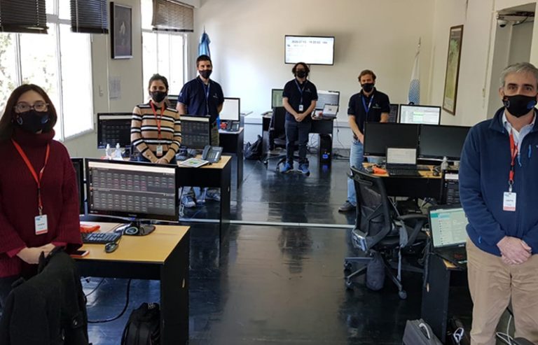 Cuenta regresiva: ingenieros de la UNLP le toman la temperatura al SAOCOM 1B
