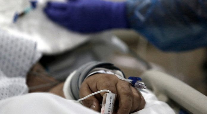 Otorgan un subsidio de 15.000 pesos a familiares de fallecidos por coronavirus