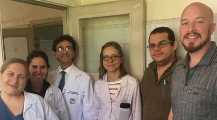 Analizan la voz de pacientes con Parkinson para poder realizar un seguimiento no invasivo de la enfermedad