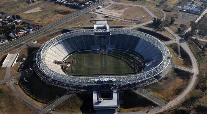 Copa América: Conmebol inspecciona el estadio de Estudiantes y el Único como posibles sedes