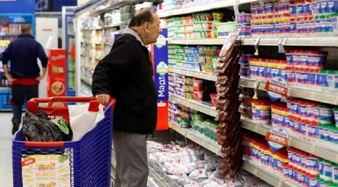 Un sector supermercadista advierte sobre la continuidad de “Precios Justos” si avanzan los controles