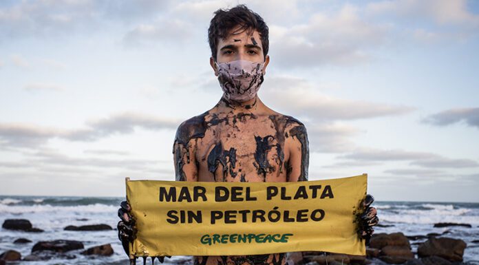 Greenpeace-Mar Argentino: Recrearon potencial incidente y aseguran que “Un derrame de petróleo llegaría a las costas de Buenos Aires en 11 días”