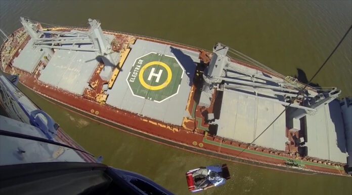 Prefectura Naval: Ayer la PNA aeroevacuó al tripulante de un buque en la rada La Plata