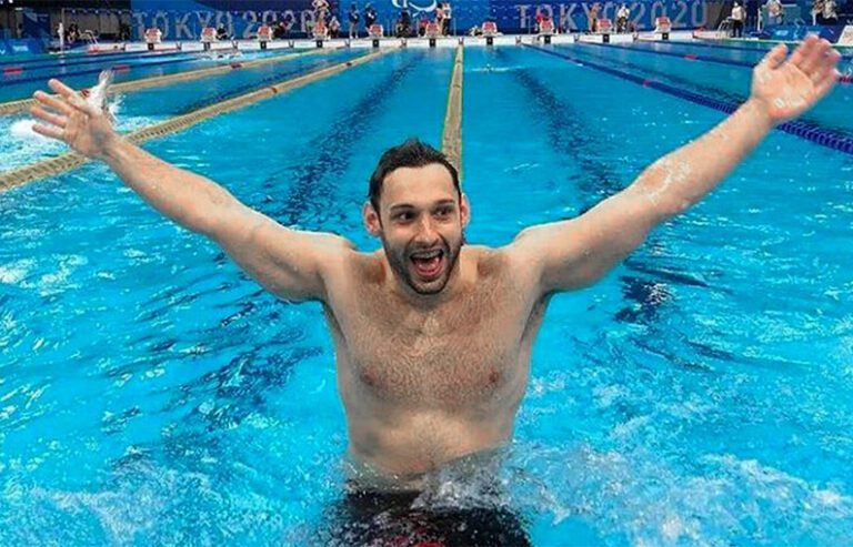 Pipo Carlomagno ganó una medalla de plata en natación en los Juegos Paralímpicos