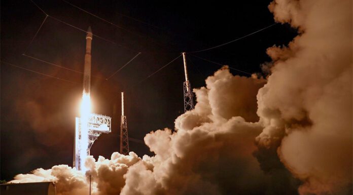 Espacio: Despegó Lucy, la primera misión de la NASA que estudiará los asteroides troyanos