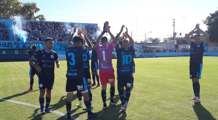 DEFENSORES: Con equipo nuevo, el goleador Velázquez y “Mostaza” debutando como DT, dividió puntos en el primer partido del Apertura 2022