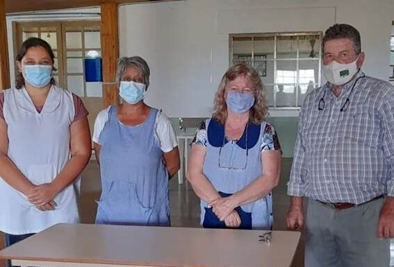 DONACION: la Sociedad Rural de nuestra zona, realizó la entrega de mobiliario para el comedor escolar de escuela de Chenaut