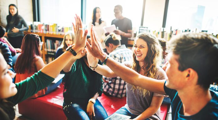 Toyota Argentina: presentan para jóvenes de 18 a 24 años un programa de Becas Educativas para finalizar la escuela secundaria