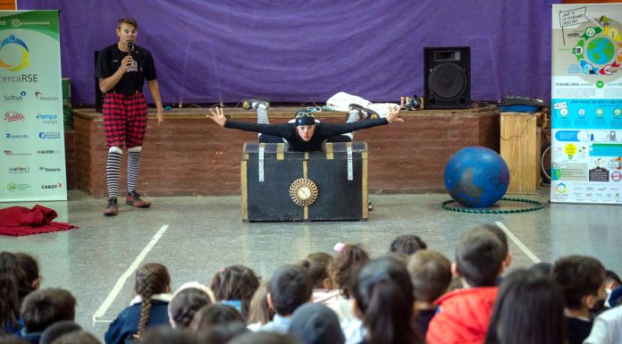 Escuelas Primarias: El grupo AcercaRSE continúa con su Programa “La Basura Sirve” en colegios de Zárate y Campana