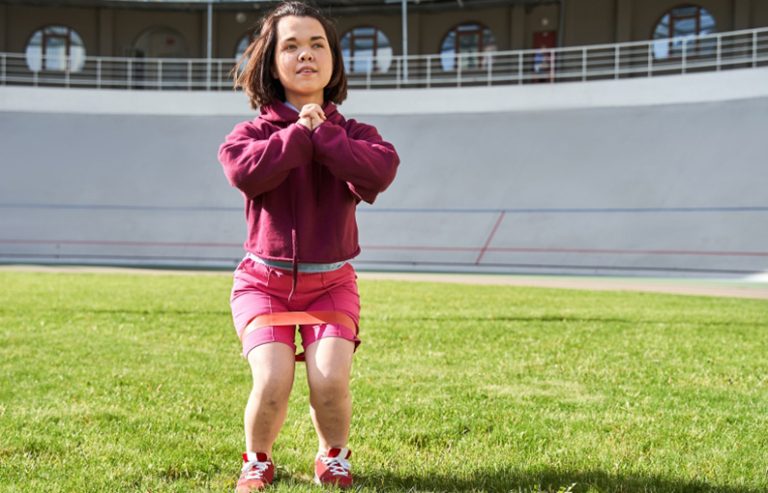 Acondroplasia: más de la mitad de los adolescentes que tiene esta condición sufre dolor