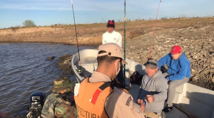 Incendios en la costa del Paraná: Prefectura trabaja intensamente en las zonas afectadas incluyendo a Zárate