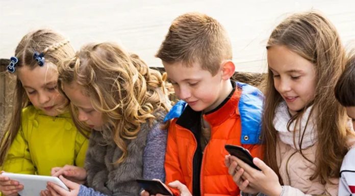 Abstinencia del celular en adolescentes: por qué les cuesta tanto dejar el dispositivo de lado