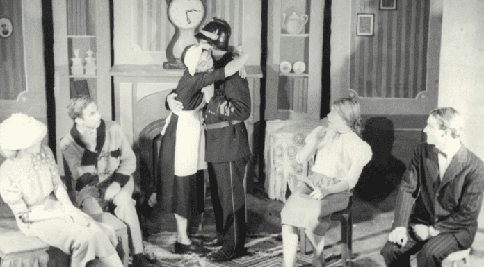 Los hijos queridos: Se presenta este sábado la obra de Abel Poletti en el Teatro en la Biblioteca Popular José Ingenieros