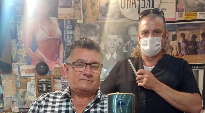 Bien Peinado: Hoy es el día de ellos que son los artífices de la belleza, los llaman peluqueros o ahora, barberos