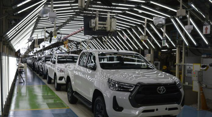 Viaje al centro del motor: así fabrica Toyota la Hilux y la SW4 en su planta de Zárate