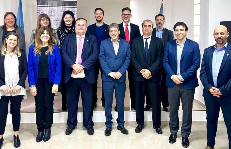 En el Colegio local: Los magistrados y abogados del distrito judicial Zárate-Campana unificaron sus agendas
