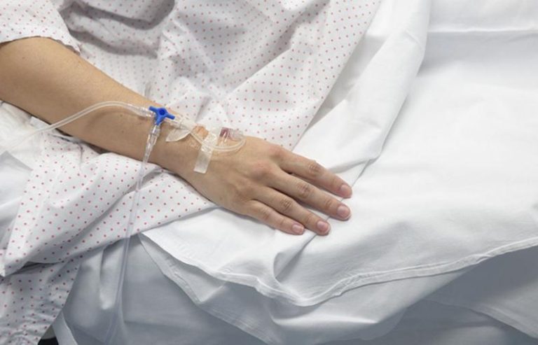 Murió una tercera paciente y se suman tres nuevos casos de neumonía bilateral en Tucumán