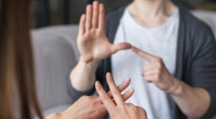 En la jornada de hoy: Se conmemora el Día Internacional de las Lenguas de Señas