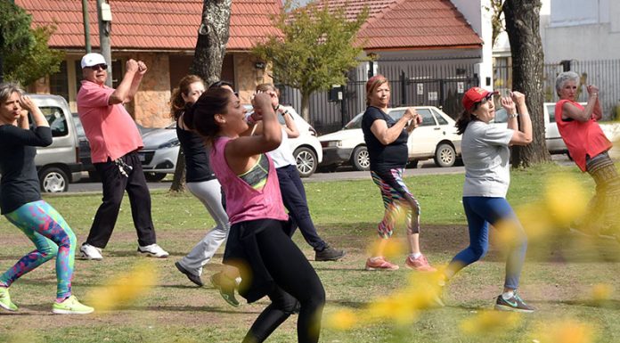 Alimentación saludable, deportes y vitamina D, para prevenir fracturas a cualquier edad