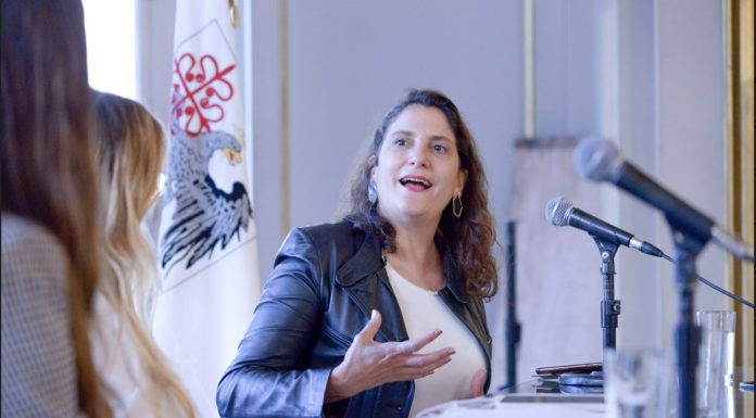 La legislatura porteña declaró de interés la Caminata Avon para ganarle al Cáncer de Mama