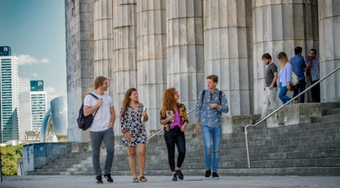 La ciudad de Buenos Aires lanzó 100 becas de intercambio para estudiantes universitarios bonaerenses y de todo el país