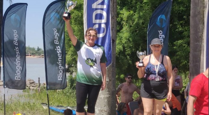Ana María Escutia: Corrió la 7ª carrera de Aguas Abiertas en Escobar entre más de 300 nadadores y ganó su categoría