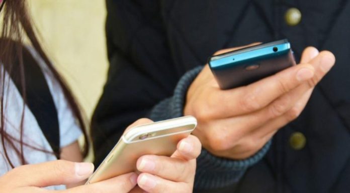 Elevan a $400.000 el máximo para financiar compra de celulares del “Plan 10 cuotas”