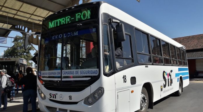 Amenazan con un paro de colectivos en el interior durante el fin de semana de Navidad