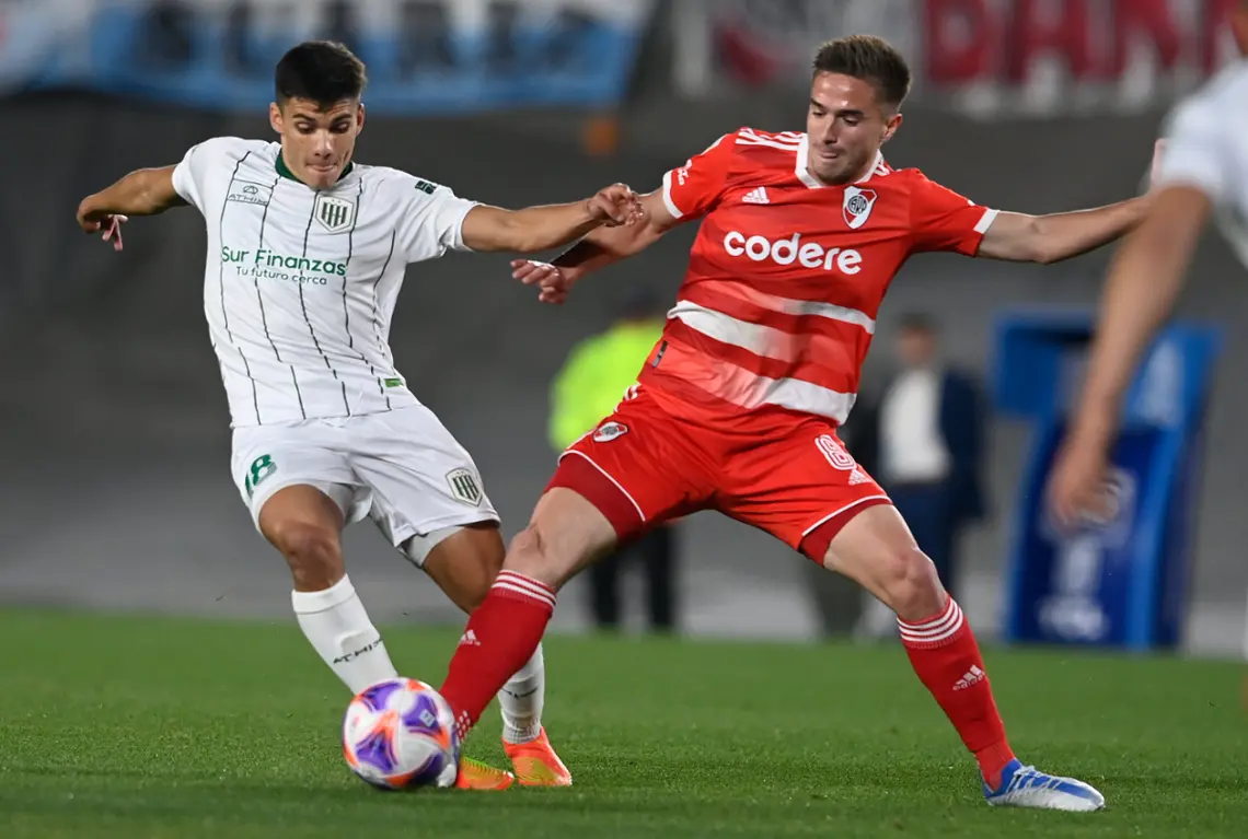 River y Banfield buscan un lugar en la final del Trofeo de Campeones