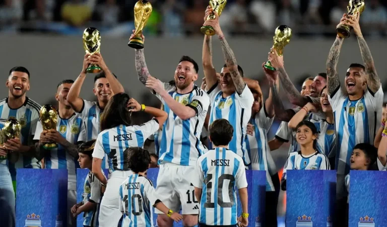 Sigue la fiesta del campeón: la Selección enfrenta a Curazao