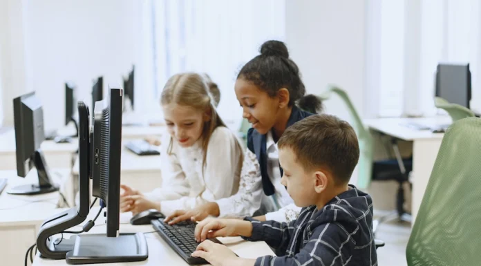 CIBERSEGURIDAD: 7 recomendaciones por las que se debería enseñar a los niños