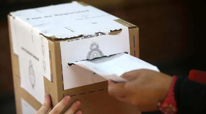 La convocatoria a las PASO bonaerenses no menciona las elecciones generales: ¿habrá desdoblamiento?