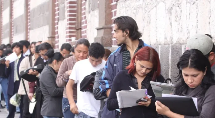 1º de Mayo: Es muy difícil conseguir trabajo para el 83% de los argentinos