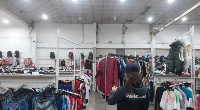 También en Campana: Prefectura allanó cuatro locales comerciales por el delito de falsificación de marcas