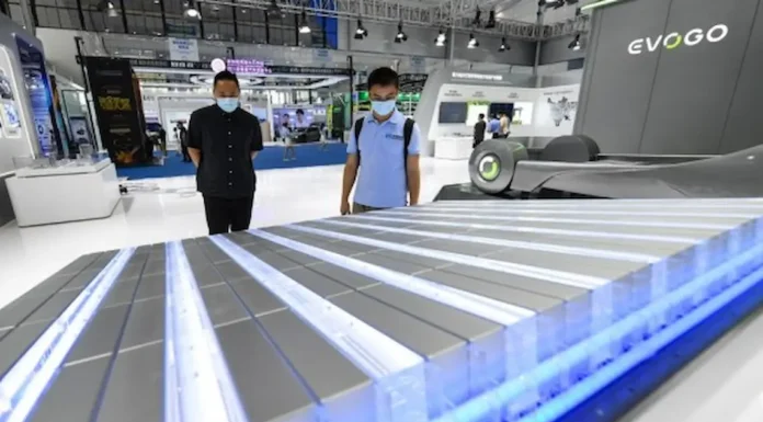 Aumentan producción y capacidad instalada de baterías eléctricas en China durante abril