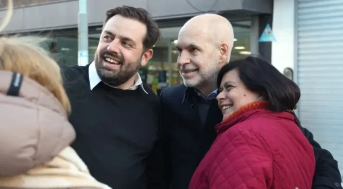 Ayer Rodríguez Larreta recorrió Zárate y se mostró con su candidato local y habló con muchos vecinos y comerciantes zarateños