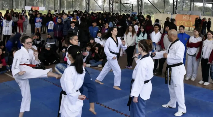 “DIA OLIMPICO 2023”: Se conmemoró la fecha en CABA con la presencia de atletas vigentes y medallistas ilustres