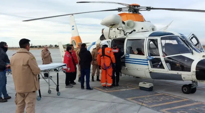 EMERGENCIA EN EL MAR: Prefectura aeroevacuó de urgencia al tripulante de un pesquero