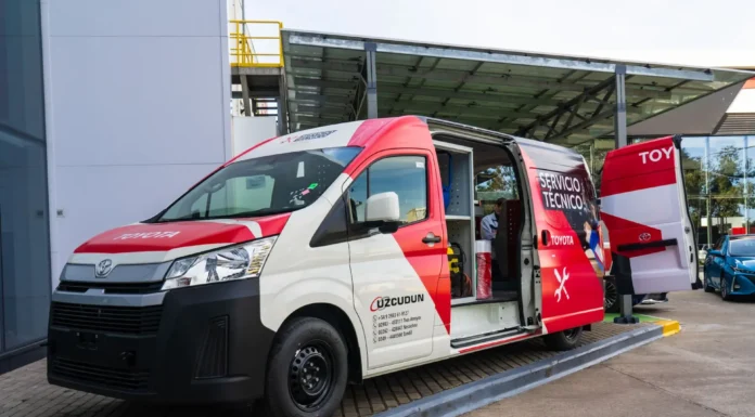 Toyota consolida su negocio de Conversiones: Planea expandirse en la región con ambulancias 4×4, talleres móviles, mineras y más opciones
