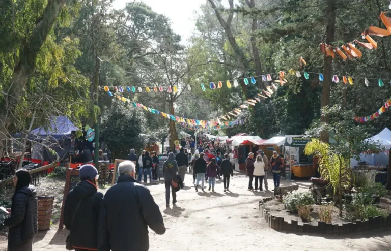 865 mil turistas recorrieron destinos del país durante el finde semana largo