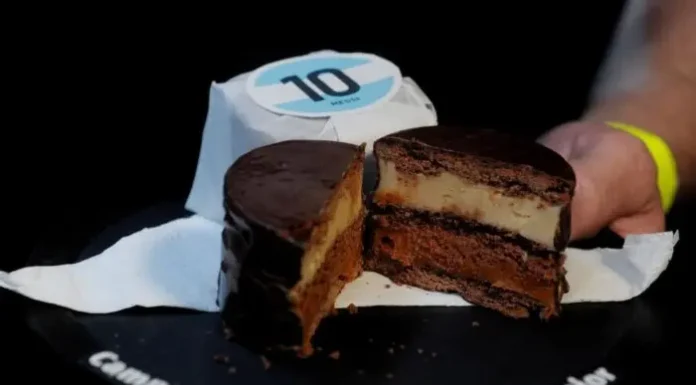 Un alfajor triple de dulce de leche, fabricado en Campana, fue elegido como el mejor del mundo