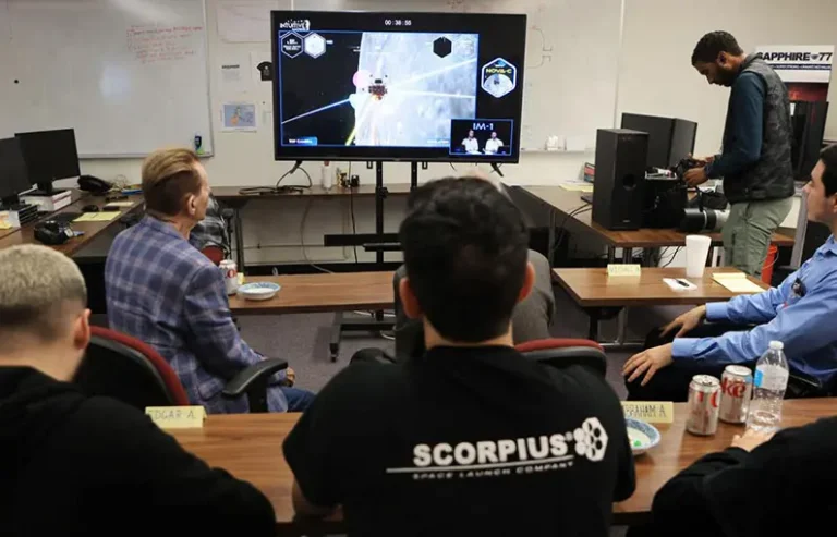 La misión de una empresa privada de EEUU y financiada por la NASA logró alunizar