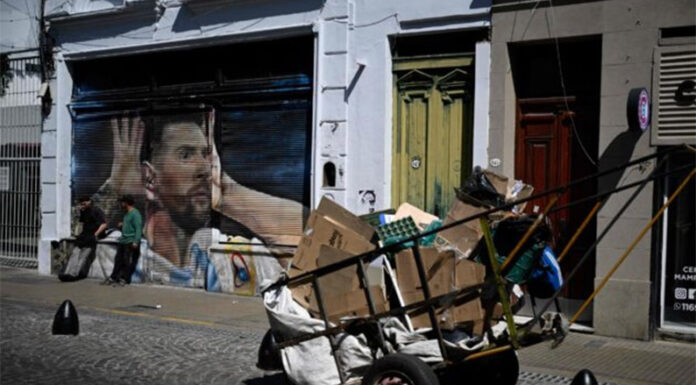 Para no ser pobre una familia necesitó ingresos por $690.902 en febrero