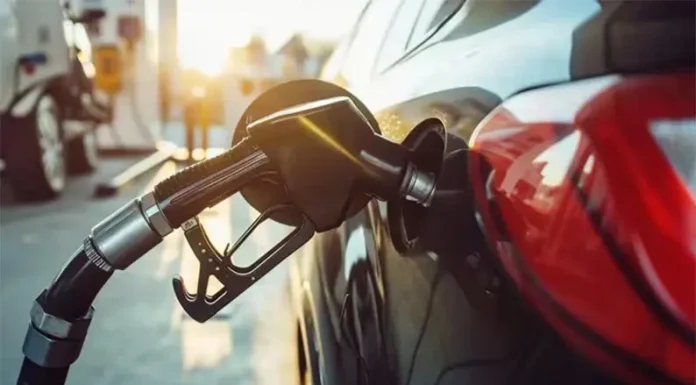 COMBUSTIBLES: La nafta y el gasoil suben sus precios un 4%